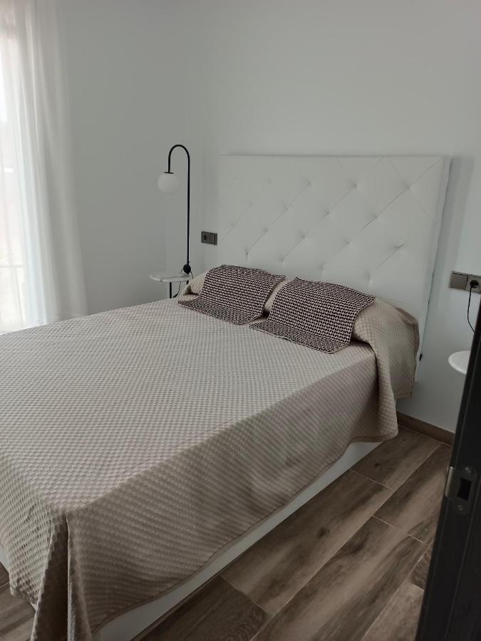 Lebana Plaza Dario Apartment Фасинас Екстериор снимка